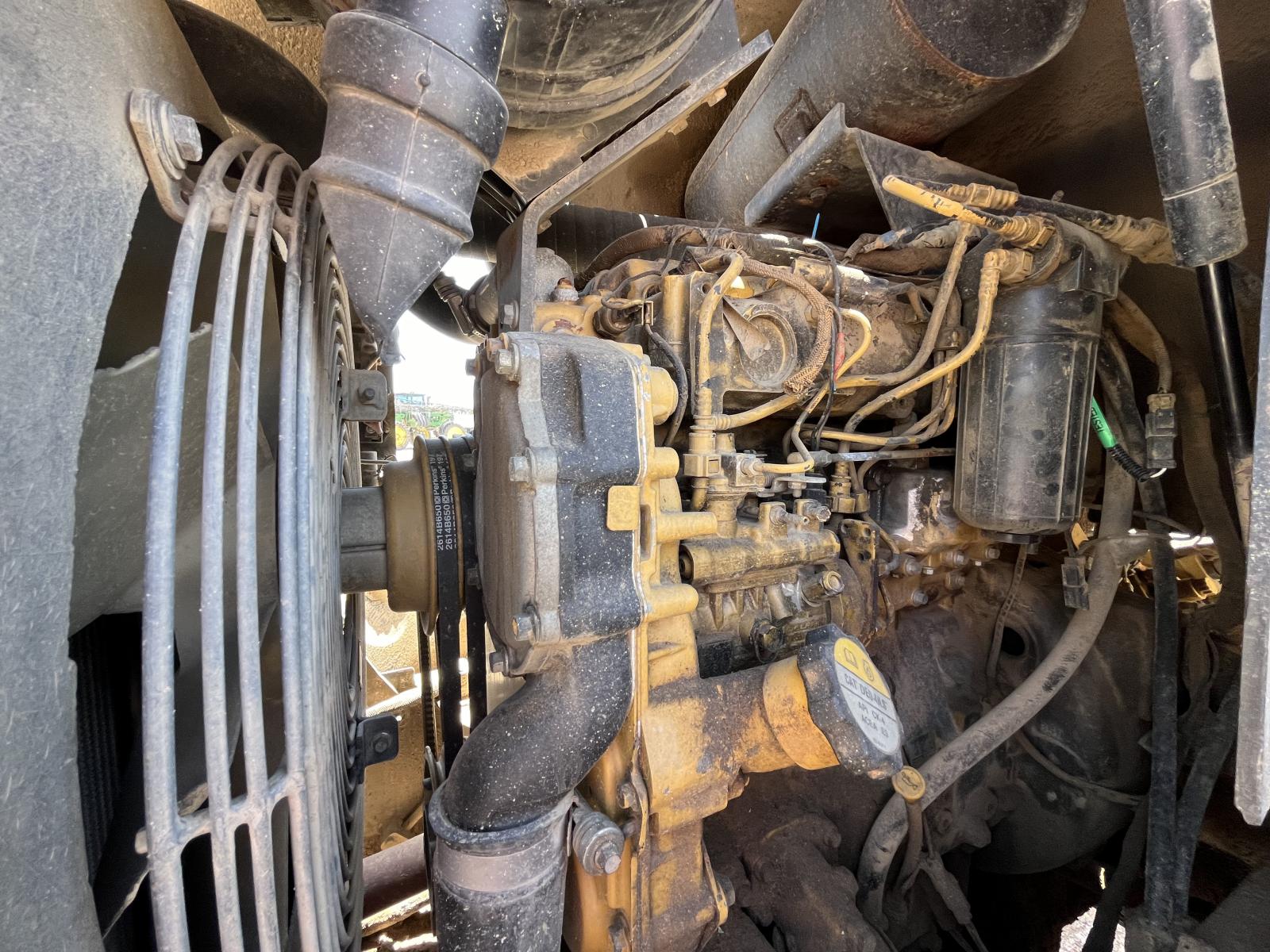 ./imagenes/INVOICE/2019/17609/COMPACTADOR PATA DE CABRA CATERPILLAR CS-533E (2).JPG